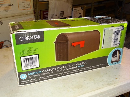 (R9) MAILBOX LOCK AND GIBRALTAR GALVANIZED STEEL, MEDIUM CAPACITY, FRANKLIN STYLE, POST MOUNT