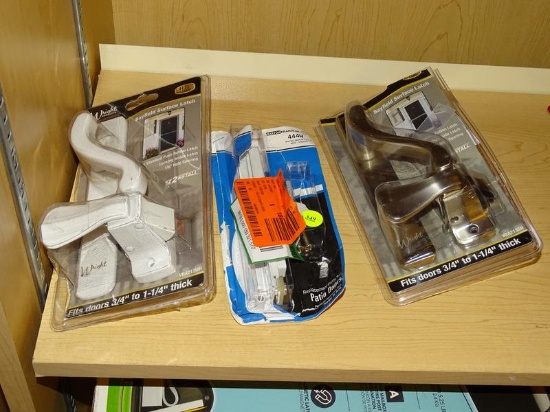 (R9) LOT OF PATIO DOOR HANDLES; 3 PIECE LOT TO INCLUDE 2 WRIGHT PRODUCTS BAYFIELD SURFACE LATCHES