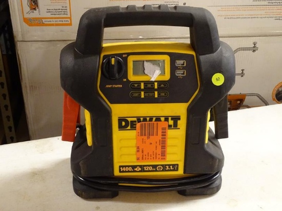 (R5) DEWALT JUMP STARTER WITH 1400 PEAK AMPS AND DIGITAL COMPRESSOR. MODEL NO. DXAEJ14. COMES OUT OF