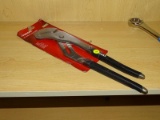 (R4) PAIR OF HUSKY 16 IN GROOVE JOINT PLIERS. COMES IN ORIGINAL PACKAGING.