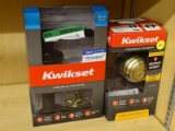 (R5) PAIR OF KWIKSET DOOR KNOBS; 2 PIECE LOT TO INCLUDE A BED & BATH VENETIAN BRONZE DOOR HANDLE SET