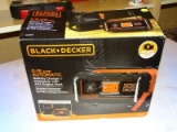 (R6) BLACK & DECKER 15 AMP AUTOMATIC BATTERY CHARGER AND MAINTAINER WITH 40 AMP ENGINE START. MODEL