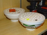 (R6) PAIR OF OATEY PVC DRAINS, WHITE IN COLOR. MEASURES 3.5