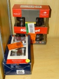 (R6) PAIR OF DOOR KNOBS; 2 PIECE LOT TO INCLUDE A SCHLAGE SATIN NICKEL KEYED ENTRY DOOR KNOB AND A