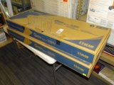 (R7) PAIR OF LITHONIA LIGHTING 6-LIGHT HIGH BAY LIGHTS; 2 PIECE LOT OF 4 FT, 6 LAMP, T8 MVOLT I-BEAM