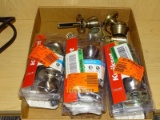 (R8) BOX LOT OF ASSORTED KWIKSET DOOR KITS; BOX LOT CONTAINS 4 SEPARATE KITS TO INCLUDE 3 MATCHING