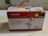 (R9) HUSKY SPRAY GUN CUP; GRAVITY FEED HVLP SPRAY GUN 600CC CUP. ITEM CODE 762051. COMES IN OPEN