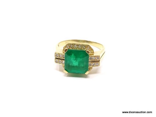 14K EMERALD AND DIAMOND RING; BEAUTIFUL LADIES 14K YELLOW GOLD AND SQUARE CUT EMERALD RING WITH