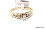 LADIES 10KT YELLOW GOLD MARQUISE CUT SOLITAIRE W/ ROUND ACCENT DIAMONDS, RETAILS $1095.00, SIZE 4.5