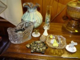 (DEN) LOT OF ASSORTED KNICK KNACKS; LOT TO INCLUDE A POTTERY ART VASE, AN AMELIA COUNTY BICENTENNIAL