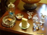 (LR) LOT OF ASSORTED KNICK KNACKS; 10 PIECE LOT OF ASSORTED KNICK KNACKS TO INCLUDE 3 GLASS MICE, AN