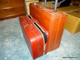 (BLUEBR) PAIR OF RED SUITCASES; 2 PIECE LOT TO INCLUDE A SAMSONITE LATCHING SUITCASE AND A SMALLER