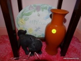 (PINKBR) MAROON VASE, WELCOME SIGN, AND CAT STATUE; 3 PIECE LOT TO INCLUDE A 10