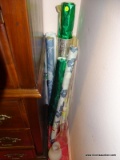 (PINKBR) LOT OF ASSORTED WRAPPING PAPER AND GLASS CHIMNEYS; LOT TO INCLUDE A CLEAR GLASS CHIMNEY, A