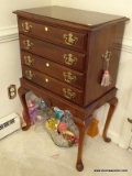 (DR) QUEEN ANNE SILVER CHEST; HOOKER, 4 DRAWER SILVER CHEST WITH DOVETAILED DRAWERS AND BRASS