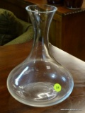 (R2) WINE DECANTER. HAS A 9.5