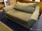 (R3) SINGLE CUSHION LOVESEAT; BROWN UPHOLSTERED, OVERSIZED SINGLE CUSHION LOVESEAT WITH BLOCK LEGS.