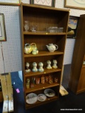 (R3) BOOKCASE; PINE FINISHED, WOOD GRAIN 5 SHELF BOOKCASE. MEASURES 29