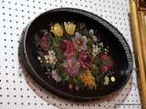 (WALL) NASHCO PRODUCTS HAND PAINTED TOLE TRAY; ONE BLACK TOLE PAINTED TRAY WITH HANGING RACK