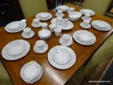 (R2) SET OF NORITAKE SAVANNAH STYLE CHINA; LOT TO INCLUDE (6) 5 PIECE PLACE SETTINGS WITH A DINNER