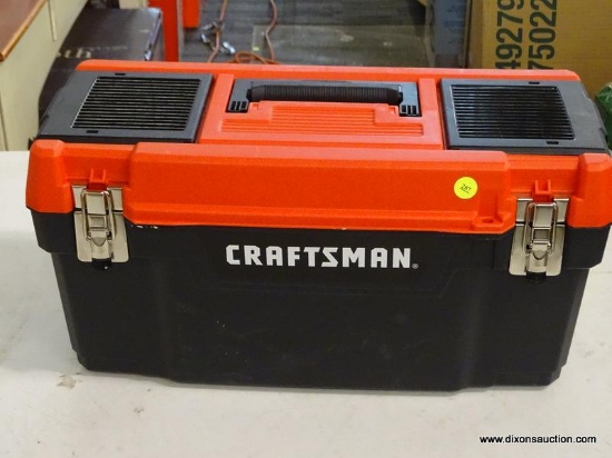 (R5) CRAFTSMAN HEAVY DUTY PLASTIC TOOL BOX; HAS TWO TOP COMPARTMENTS FOR BITS/SCREW STORAGE &