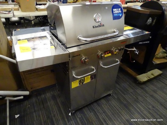 (R2) CHAR BROIL COMMERCIAL GAS GRILL; STAINLESS STEEL COMMERCIAL 3-BURNER INFRARED GAS GRILL.