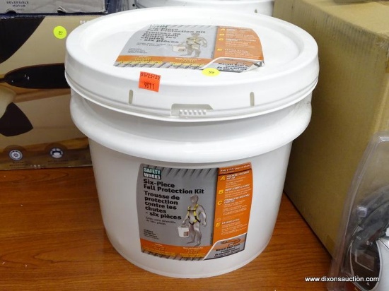 (R6) SAFETYWORKS FALL PROTECTION KIT; MODEL #10095901. WORKMAN FALL PROTECTION KIT, PORTABLE,