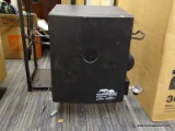 (R1) MASTERBUILT SIGNATURE SERIES SMOKER; VERTICAL, GAS SMOKER WITH A CYLINDER PIEZO IGNITION AND 3