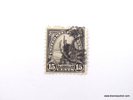 1923 STATUE OF LIBERTY 15 CENT STAMP.
