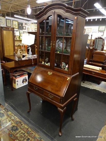 (R1) QUEEN ANNE SECRETARY DESK; MAHOGANY, 2 PC FLIP FRONT SECRETARY DESK. TOP PIECE HAS A FLARED