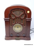 (LEFT WALL) VINTAGE STYLE RADIO; THOMAS COLLECTION EDITION TABLE TOP VINTAGE STYLE RADIO IN MAHOGANY