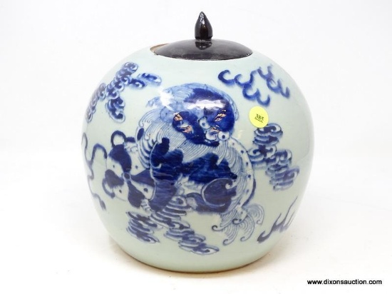 (R2) VINTAGE ORIENTAL JAR; VINTAGE BLUE AND WHITE MELLON JAR WITH PAINTED FOO DOG, HAS WOODEN LID- 9