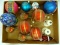 (LWALL) TRAY LOT OF ASSORTED GLASS ORNAMENTS; 11 PIECE LOT TO INCLUDE 3 GLITTER HOT AIR BALLOONS, A