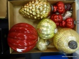 (R2) TRAY LOT OF MERCURY GLASS ORNAMENTS; 10 PIECE LOT TO INCLUDE A LARGE RED PUMPKIN SHAPED