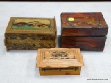 (TABLES) LOT OF TRINKET BOXES; 3 PIECE LOT TO INCLUDE AN AGATE TRINKET BOX (HAS SOME RECIPES), AN