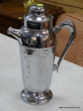 (TABLES) VINTAGE SILVERPLATE COCKTAIL SHAKER WITH LID AND SCREW ON SPOUT CAP W/ CORK.