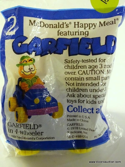 1988 GARFIELD IN 4-WHEELER HAPPY MEAL TOY # 2 OF 4 FROM THE GARFIELD SERIES. MCD #88-054. NEW IN