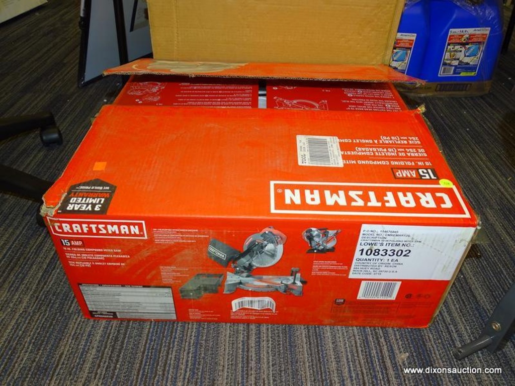 FOLDING COMPOUND MITER SAW 