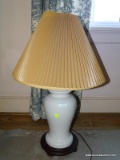 (MBED) LAMP; CERAMIC GINGER JAR STYLE LAMP ON ROSEWOOD BASE WITH SHADE- 27 IN H