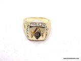 .925 & 18KT MENS MASONIC RING