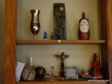 (FAMRM) CONTENTS OF TOP 2 SHELVES- LOT INCLUDES- MGM GRAND GLASS, PAINED WOODEN PLAQUE, POTTERY