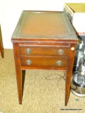 (GAMERM) TABLE; ONE OF A PR. OF MAHOGANY LEATHER TOP END TABLES WITH 1 DRAWER DOVETAILED WITH MAPLE
