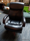 (R1) LA Z BOY LEATHER OFFICE CHAIR; CUSHIONED BLACK LEATHER, WOOD FRAMED, EXECUTIVE STYLE OFFICE