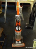 (R8) BISSELL CLEANVIEW UPRIGHT VACUUM WITH ONEPASS TECHNOLOGY - ORANGE. MODEL NO. 2487.