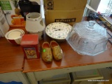 LOT OF ASSORTED ITEMS; 10 PIECE LOT TO INCLUDE 2 VINTAGE DECORATIVE CLOGS, A SET OF 3 PEPPERMINT