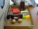TRAY LOT OF ASSORTED ITEMS; INCLUDES A MOOSE ROLLING TOY AND ASSORTED DOLL HOUSE FURNITURE.