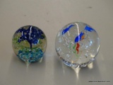 (R2) PAPER WEIGHTS; 2 PIECE SET OF PAPER WEIGHTS TO INCLUDE A DOLPHIN SCENE PAPER WEIGHT AND A CORAL