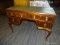 (R2) KNEE HOLE DESK; MAHOGANY, KNEE HOLE DESK WITH A GREEN LEATHER INLAID TOP, QUEEN ANNE LEGS, AND