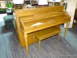 (R2) BALDWIN ACROSONIC PIANO AND BENCH W/ STORAGE. SERIAL NO. 932109 DATES IT BEING MADE BETWEEN
