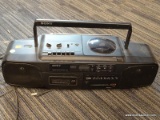 (R4) SONY CFD-50 CD RADIO CASSETTE-CORDER.
